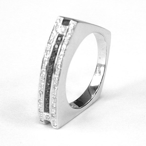 Black Diamond and Diamond Pave Ring Band in 14K White Gold (0.25 ct. tw.)